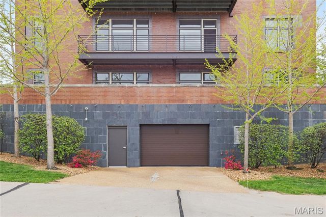 6615 Alamo Avenue 1C, Clayton, MO 63105