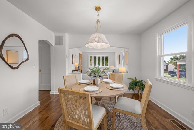 210 4TH AVE, Baltimore, MD 21227