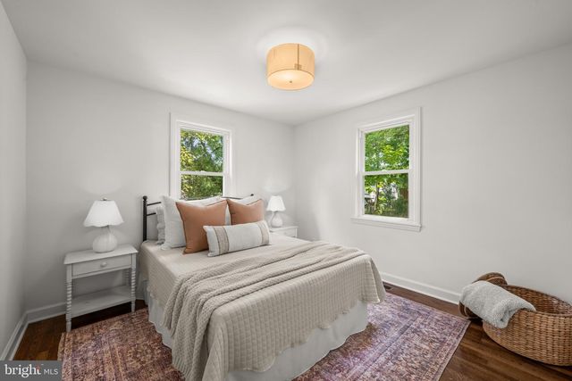 210 4TH AVE, Baltimore, MD 21227