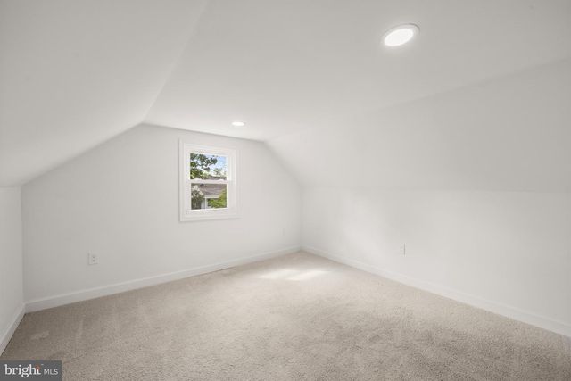 210 4TH AVE, Baltimore, MD 21227