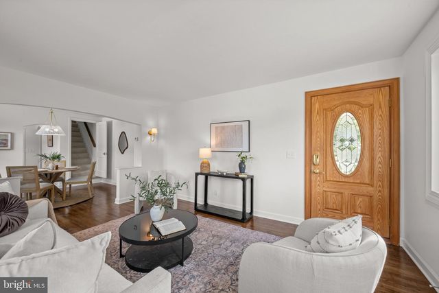 210 4TH AVE, Baltimore, MD 21227