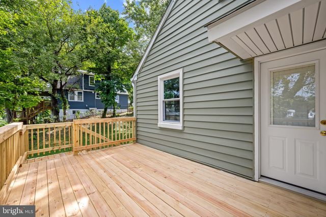 210 4TH AVE, Baltimore, MD 21227