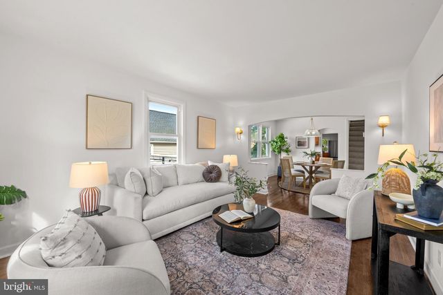 210 4TH AVE, Baltimore, MD 21227