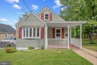210 4TH AVE, Baltimore, MD 21227