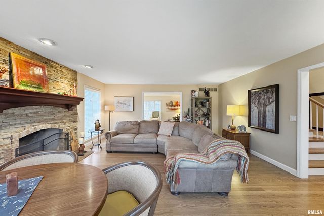 1102 TOTTENHAM Court, Washington, IL 61571