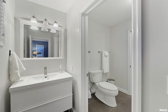 1102 TOTTENHAM Court, Washington, IL 61571