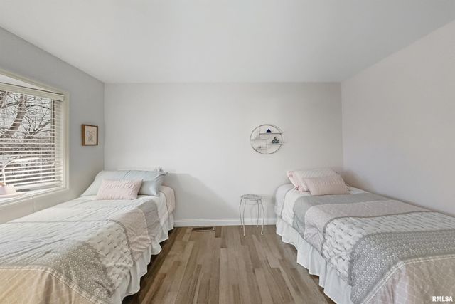 1102 TOTTENHAM Court, Washington, IL 61571