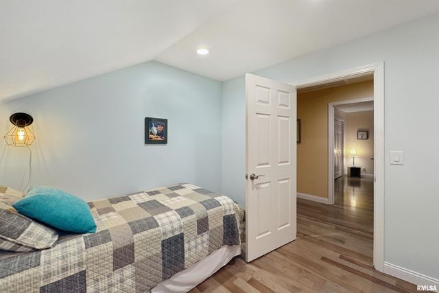 1102 TOTTENHAM Court, Washington, IL 61571