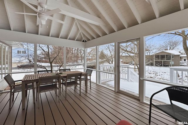 1102 TOTTENHAM Court, Washington, IL 61571