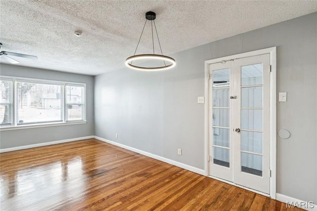 9863 Eastdell Drive, Dellwood, MO 63136