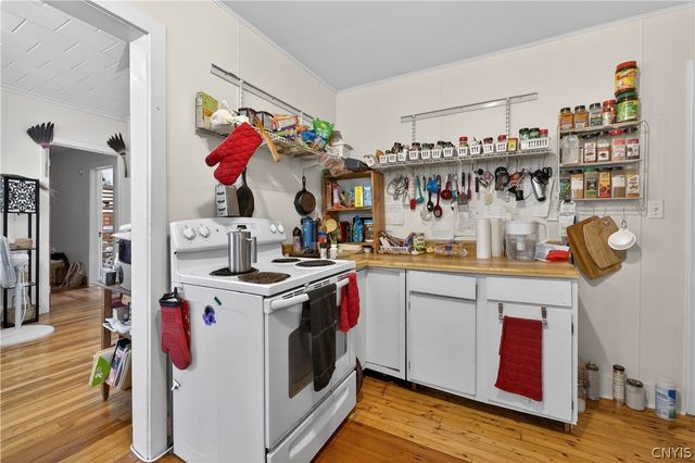 1417 Milton Avenue, Geddes, NY 13209