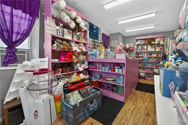 1417 Milton Avenue, Geddes, NY 13209