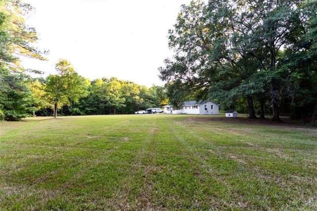 1585 Flat Rock Road, Covington, GA 30014