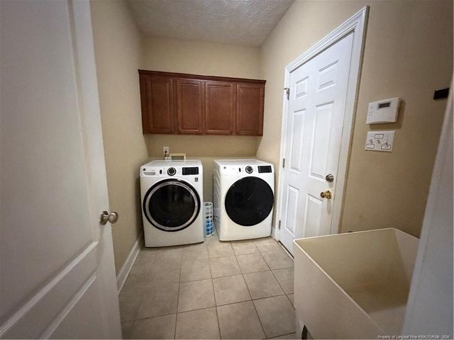 115 Dairy Court, Raeford, NC 28376