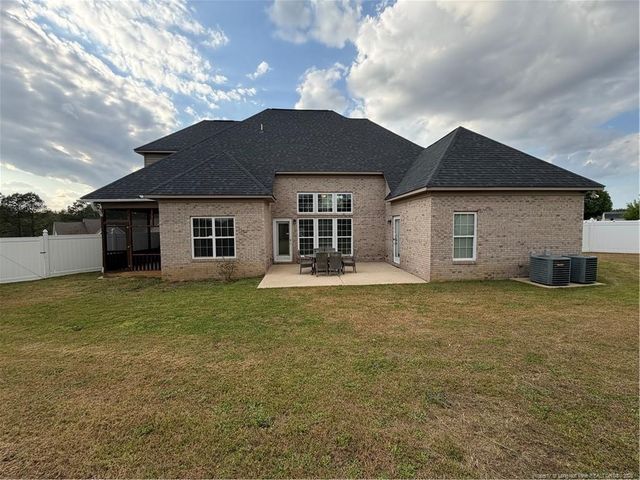 115 Dairy Court, Raeford, NC 28376