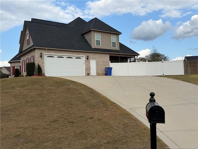 115 Dairy Court, Raeford, NC 28376