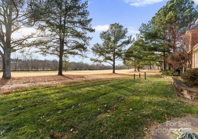 18504 Carnegie Overlook Boulevard, Davidson, NC 28036