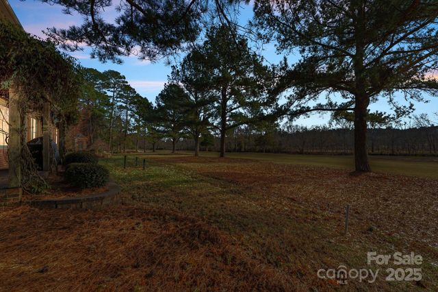 18504 Carnegie Overlook Boulevard, Davidson, NC 28036