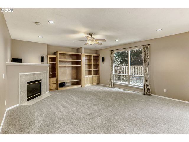 17022 Nw TUCSON St, Beaverton, OR 97006