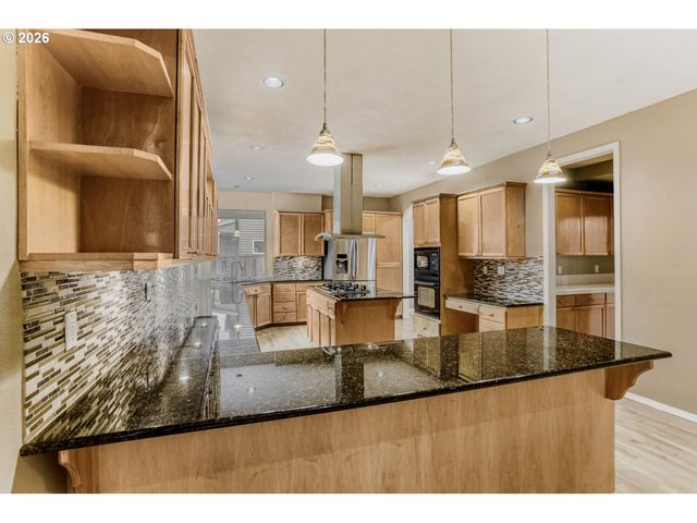 17022 Nw TUCSON St, Beaverton, OR 97006