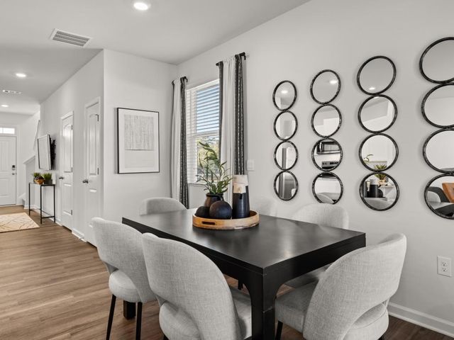 5972 Skylar Drive Drive 70, Atlanta, GA 30336