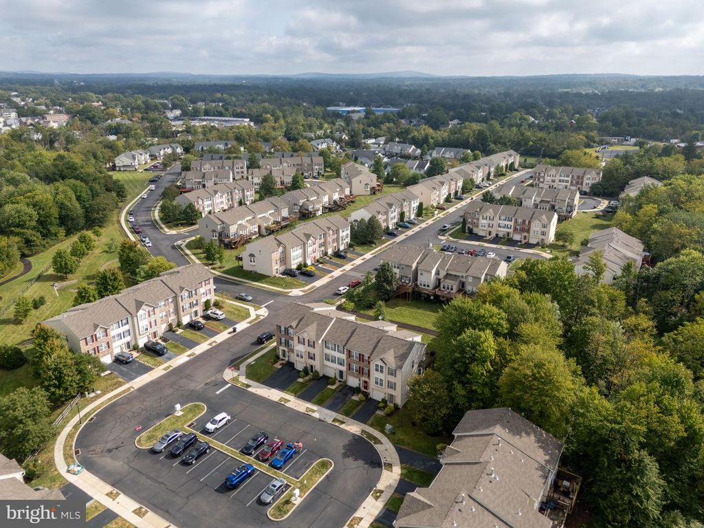707 WATERWAY CT, Quakertown, PA 18951