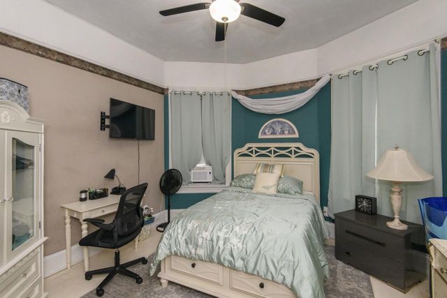 406 S 3rd STREET, Watertown, WI 53094