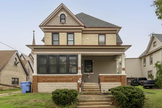 406 S 3rd STREET, Watertown, WI 53094