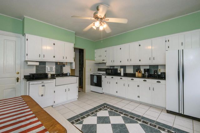 406 S 3rd STREET, Watertown, WI 53094