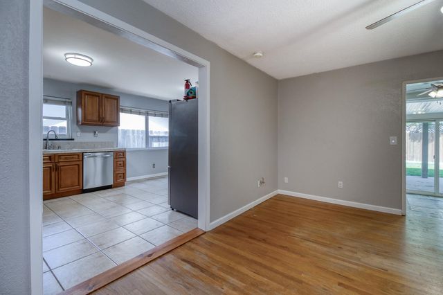 1605 Pimlico Dr, Modesto, CA 95350