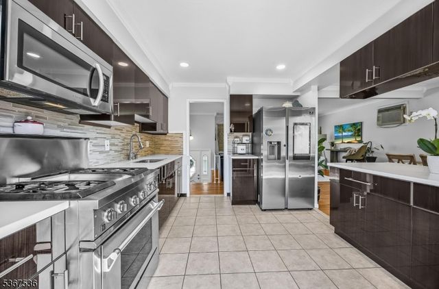 416 Magnolia Ave, Pompton Lakes Boro, NJ 07442