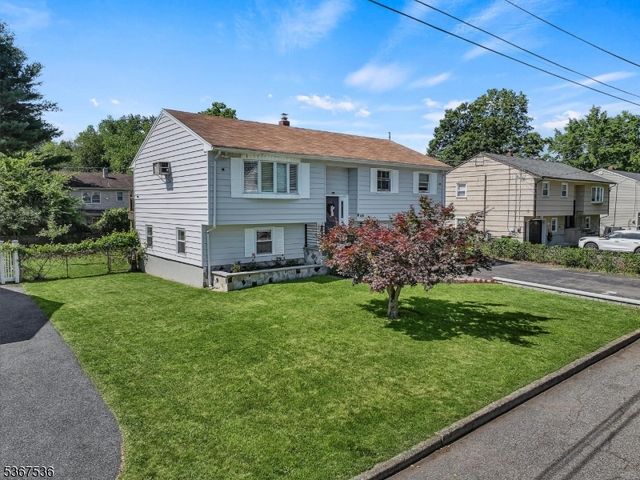 416 Magnolia Ave, Pompton Lakes Boro, NJ 07442