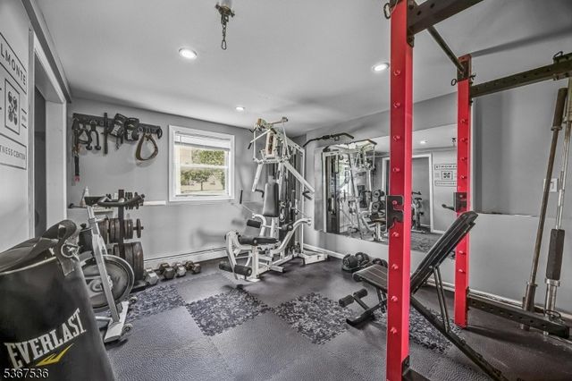 416 Magnolia Ave, Pompton Lakes Boro, NJ 07442