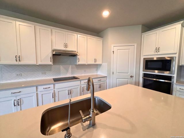 14507 Gecko Landing, San Antonio, TX 78253