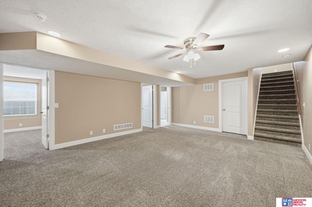 3132 King Ridge Boulevard, Lincoln, NE 68504