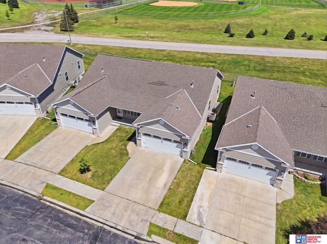 3132 King Ridge Boulevard, Lincoln, NE 68504