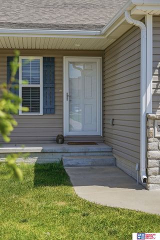 3132 King Ridge Boulevard, Lincoln, NE 68504