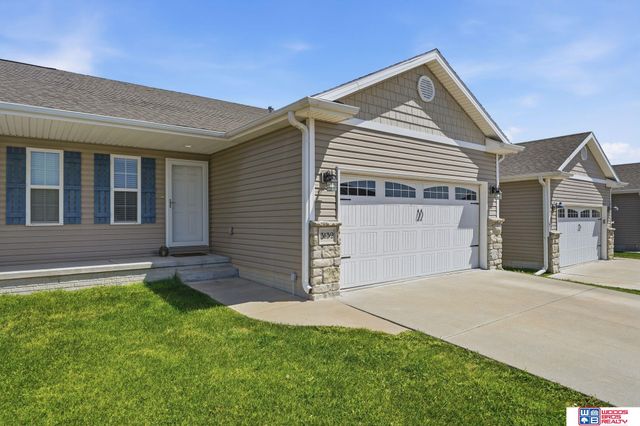 3132 King Ridge Boulevard, Lincoln, NE 68504