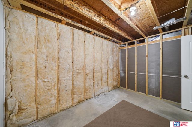 3132 King Ridge Boulevard, Lincoln, NE 68504