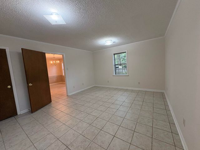 5459 KNIGHT ARNOLD RD, Memphis, TN 38115