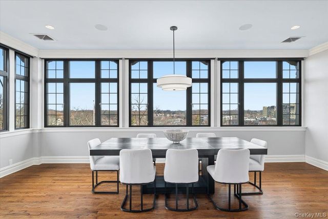 14 N Chatsworth Avenue 7H, Larchmont, NY 10538