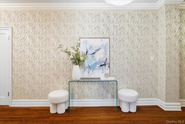 14 N Chatsworth Avenue 7H, Larchmont, NY 10538