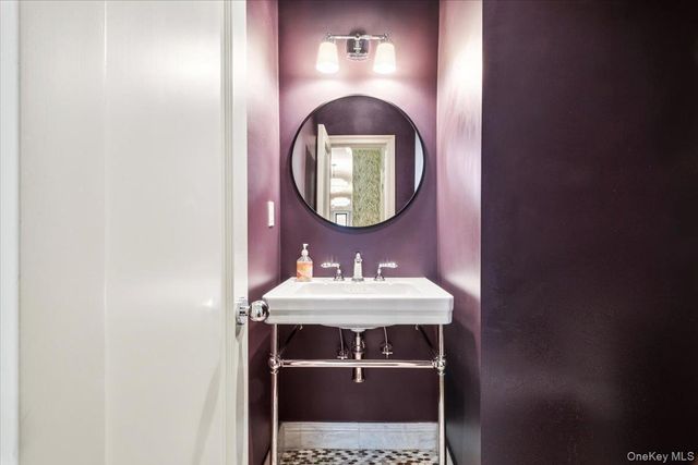 14 N Chatsworth Avenue 7H, Larchmont, NY 10538