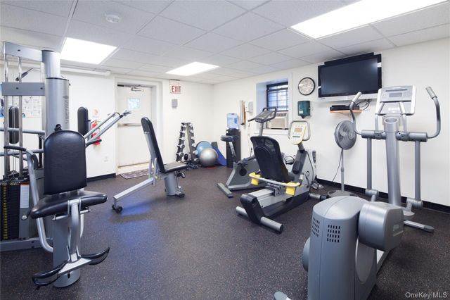 14 N Chatsworth Avenue 7H, Larchmont, NY 10538