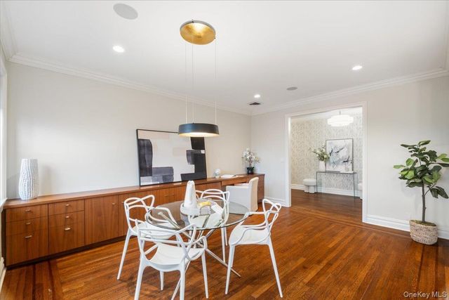 14 N Chatsworth Avenue 7H, Larchmont, NY 10538