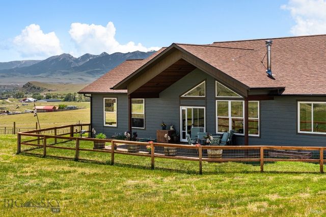 96 Crazyhead Road, Livingston, MT 59047