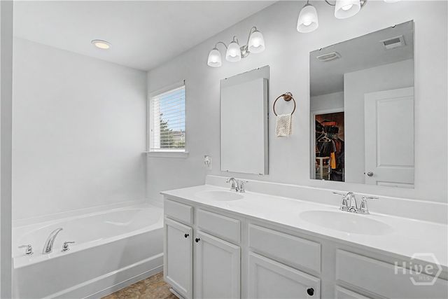 24 Hawkhorn Court, Port Wentworth, GA 31407