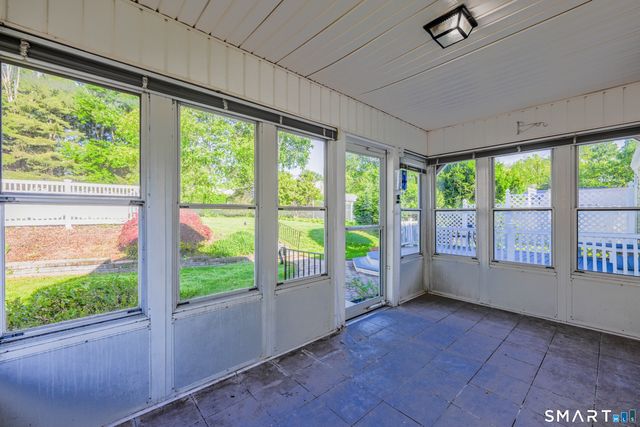 161 Red Stone Hill, Plainville, CT 06062