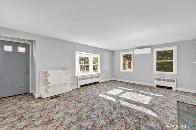 161 Red Stone Hill, Plainville, CT 06062