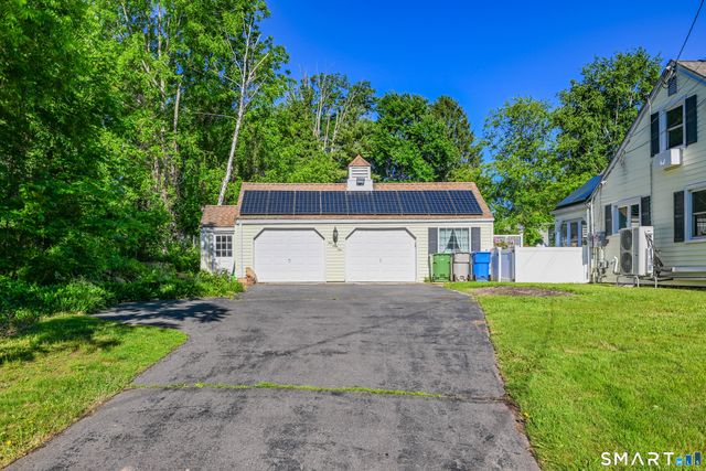 161 Red Stone Hill, Plainville, CT 06062